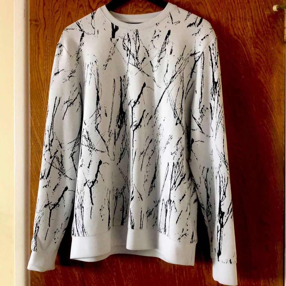 H&M abstract men’s sweater - unworn